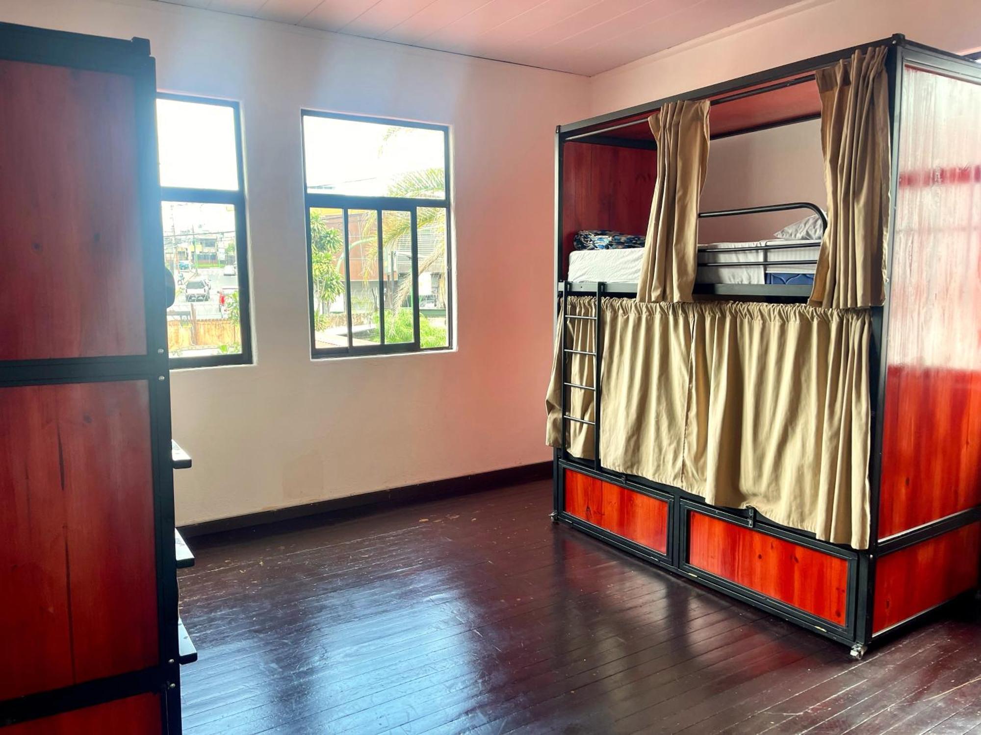 Costa Rica Guesthouse سان هوزيه الغرفة الصورة